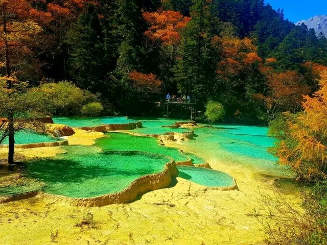 Vibrant Natural Pools: Huanglong 🇨🇳