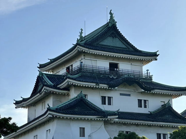 歷史與四季之美交織——和歌山城的古韻之旅