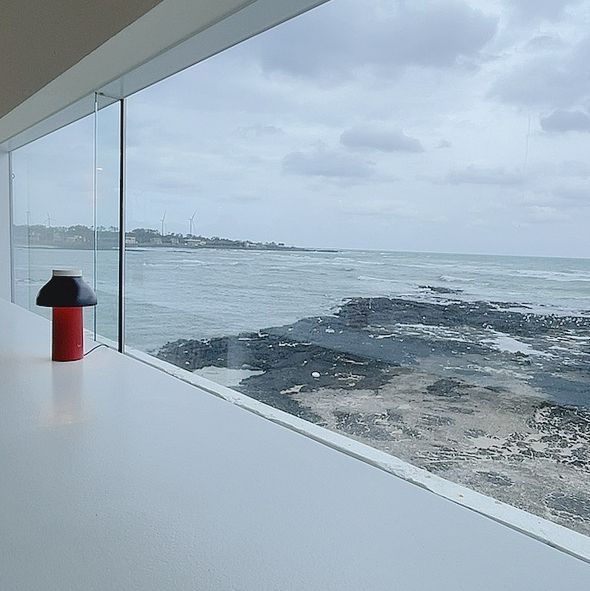 제주 구좌읍 바다를 마주한 감성카페“비수기애호가”