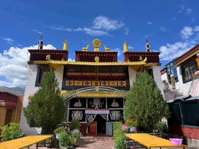 Record of Tibetan Cultural Architecture
