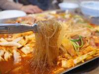 낙지볶음이 이렇게 푸짐하다고? “김명자낙지마당”