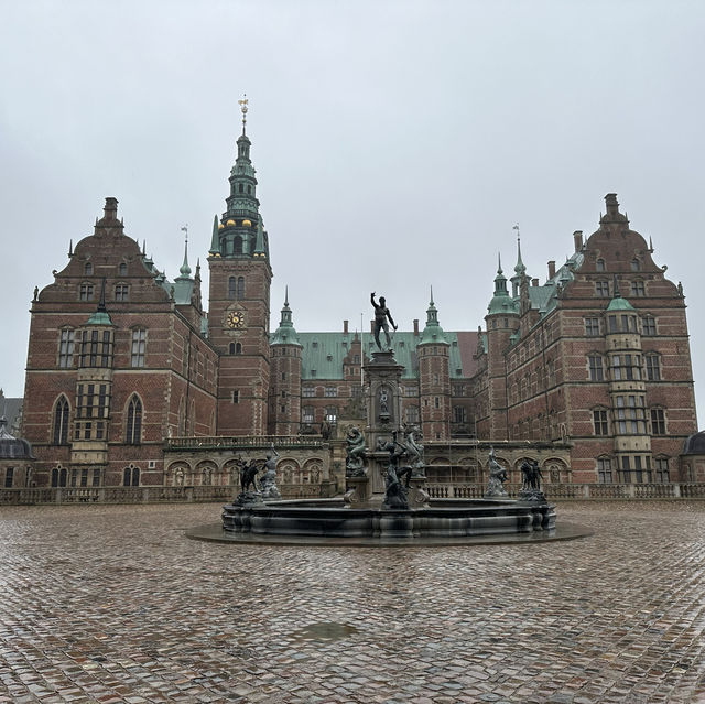 丹麥童話故事的城堡-菲德烈城堡Frederiksborg