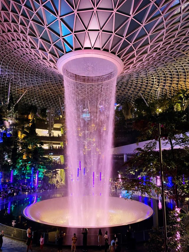 Discover the Best of Singapore: A City Where Modern Meets Tradition