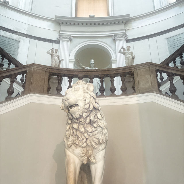 ナポリ国立考古学博物館