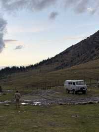 キルギスの秘境🇰🇬アルティンアラシャン