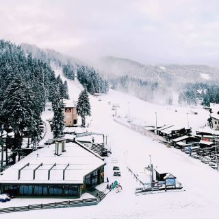 ทริปเล่นสกีราคาประหยัดที่โบโรเวตส์: สนุกสุดเหวี่ยงบนเทือกเขาแอลป์ในบัลแกเรีย 🇧🇬❄️✨