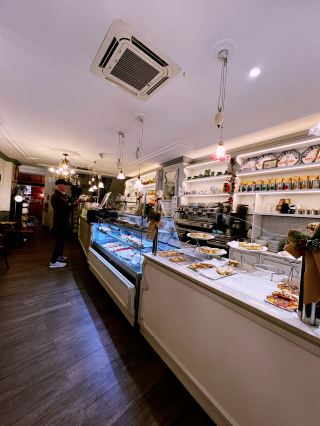 Smiles of Sóller: The Heart of Mallorca’s Charm 🇪🇸