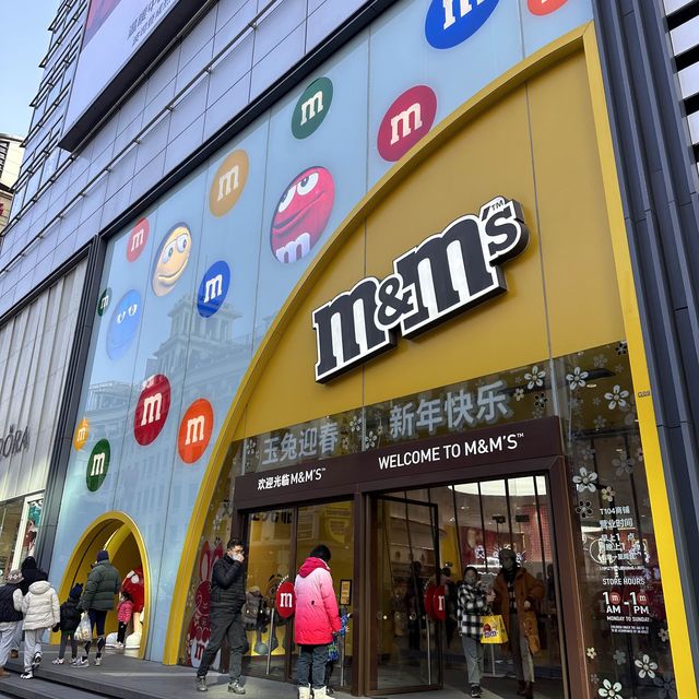 Shanghai MnM Store 😋!!!!!