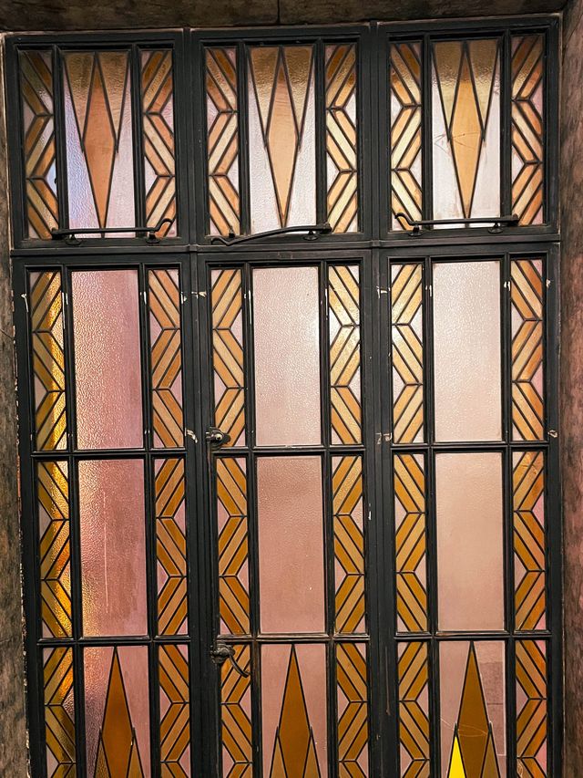 Original Art Deco details at the Fairmont