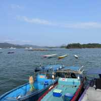 佗佗佻佻漫步西貢海濱 