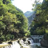 宜昌三峽大瀑布，水到絕境是瀑布，一山一水皆畫意，