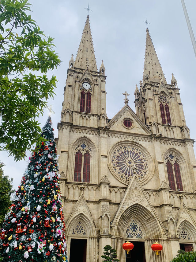 廣州拍照｜聖誕氛圍拉滿廣州的巴黎聖母院