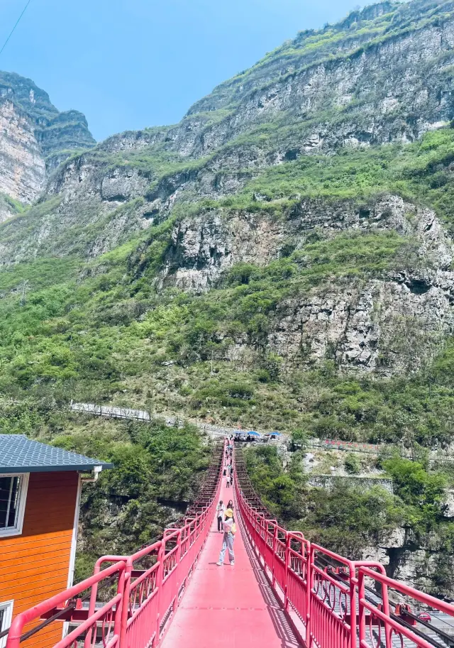 Sichuan Leshan||Jinkouhe Grand Canyon