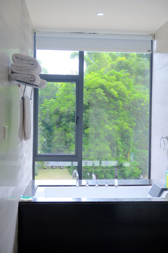 桂林陽朔 | 住到了20元 𝗿𝗺𝗯的背景裡 風景美如畫