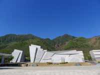 冰川地貌博物館——四川螺髻山