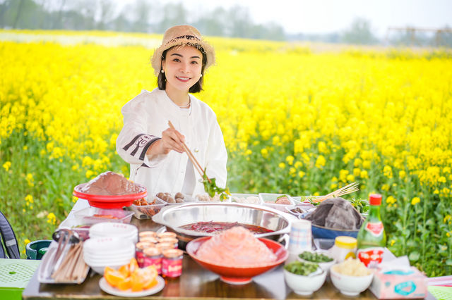 如何拍攝花海人像？來看十大姿勢拍起來！