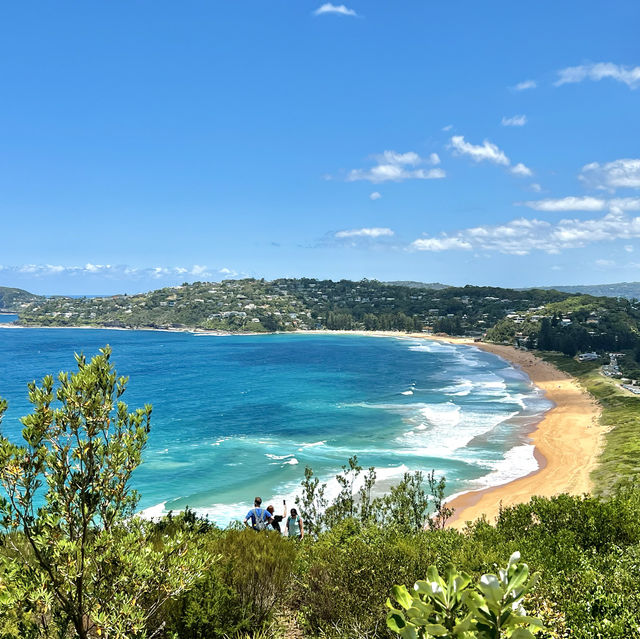Barrenjoey Lighthouse at Palm Beach 