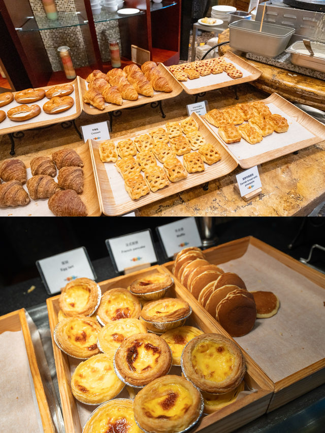 深圳酒店出門就是皇庭廣場！超近福田口岸，往返香港好便利！