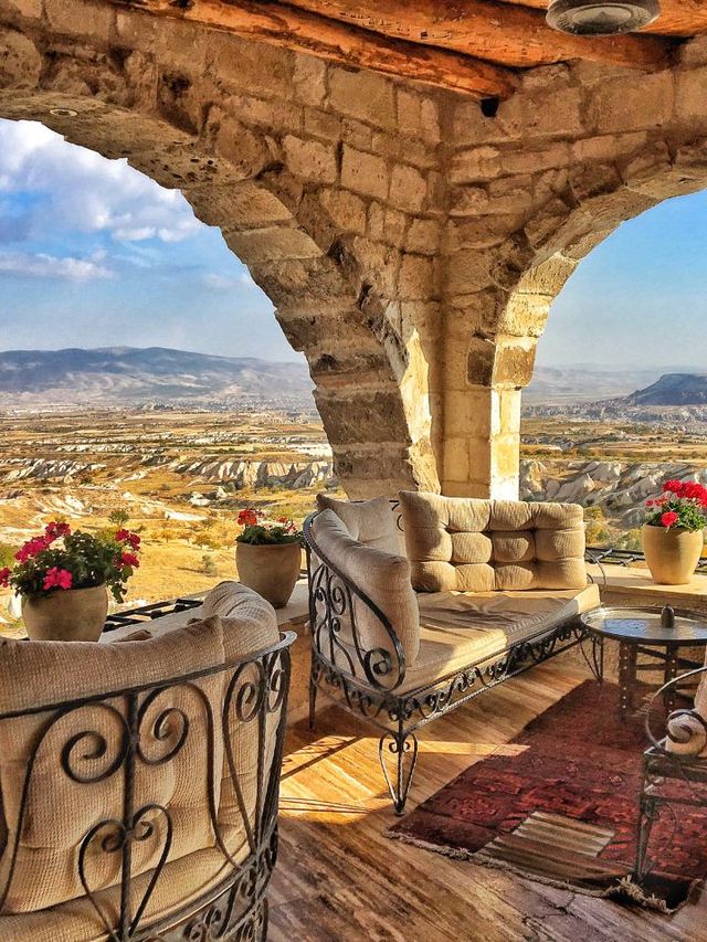 🌟 Cappadocia's Enchanting Cave Comforts 🌟