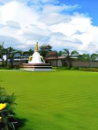 🌟 Lakeside Luxuries at Pokhara Grande! 🏨✨