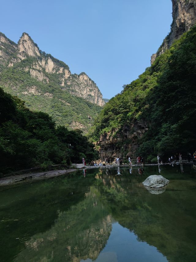 雲台山泉瀑峽。
