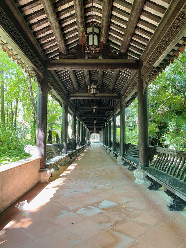 東莞粵暉園。