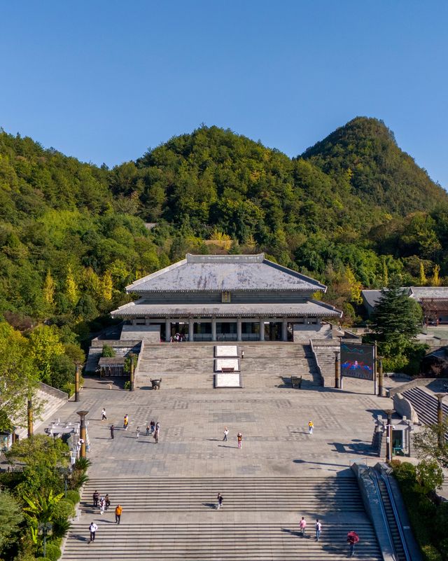 貴陽孔學堂，隱藏在青山綠水間的旅遊勝地。