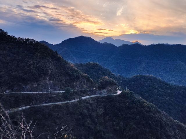 自駕6小時，探尋「皖南川藏線」的美景。