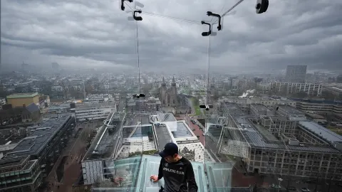 This glass platform in Arnhem is amazing for photos! — traveler post in Arnhem