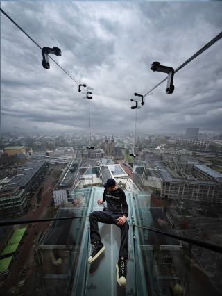 This glass platform in Arnhem is amazing for photos!