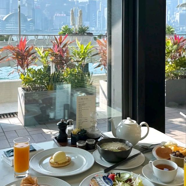 💥香港麗晶酒店！瞓住睇維港靚景真係爽到痹！