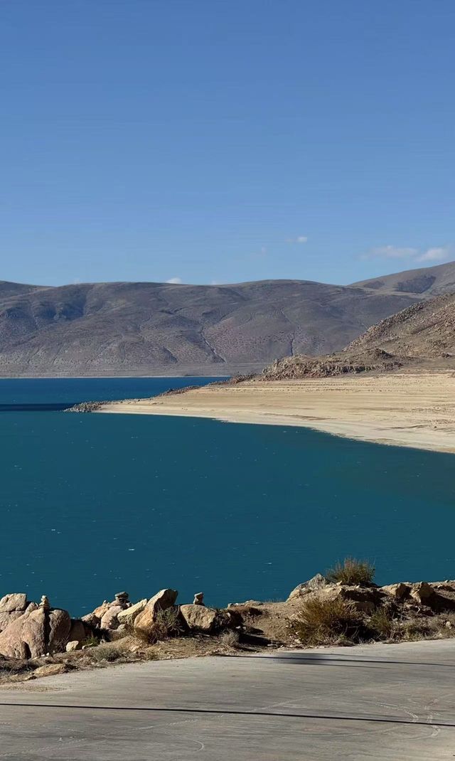 聖湖佩枯錯