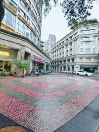 藏喺城市中心嘅洞穴秘境同「海邊度假」嘅奇妙碰撞