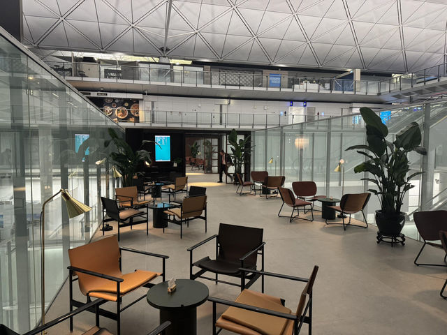 國泰The Bridge煥新登場！香港機場候機新寵✨