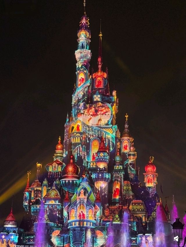 🎠谁说港迪不如上迪❓冰雪奇緣冰藍系城堡美哭我🥺✨