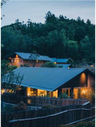 Around Xi'an | Super Chill Summer Escape - Wang Anyu's Same Wooden Cabin