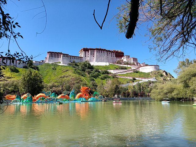 布達拉宮背面 布達拉宮背面