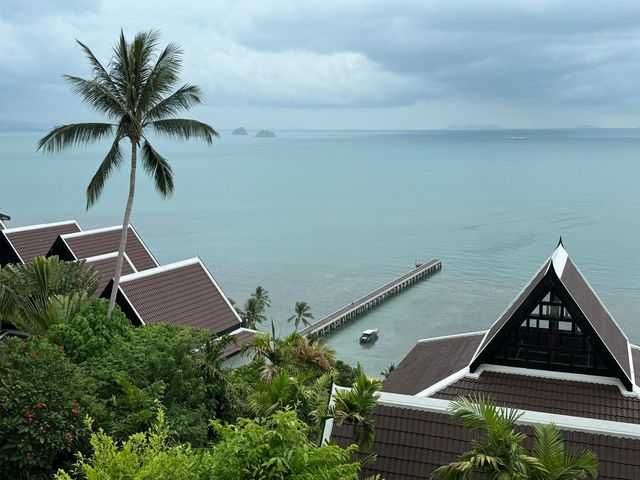蘇梅島度假村：完美的海濱天堂   最近有幸去了一趟泰國蘇梅島，入住了蘇美島巴安達靈岩洲際度假