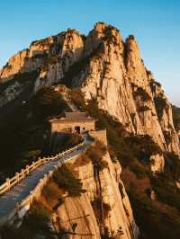 誰說冬天不能登山?帶娃勇闖武林聖地,解鎖少林寺的冬日奇遇!?