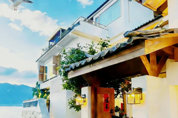Dali Erhai Courtyard | A Stunning Homestay Overlooking Cangshan ...