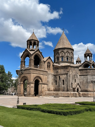 9 days to explore the Caucasus countries with unique experiences that everyone is talking about