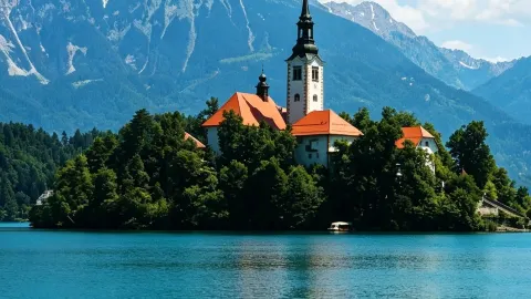  A day of film-like memories at Lake Bled | clouds, bell chimes, and that unclaimed blue — traveler post in Bled
