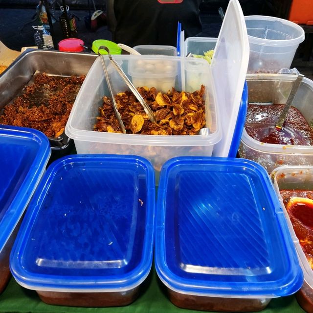 Happiness Wheel Cake and Nasi Lemak