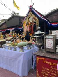  เทวาลัยพระพิฆเนศ สี่แยกห้วยขวาง