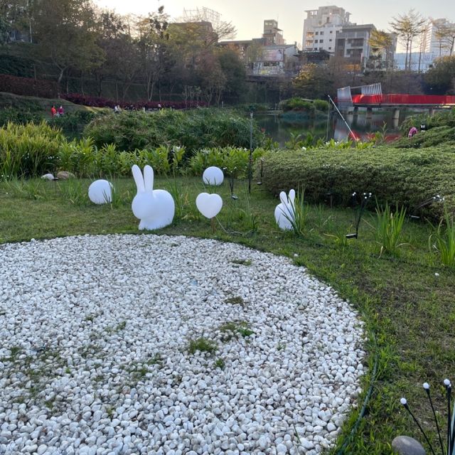台中市西屯區 ｜ 秋紅谷景觀生態公園