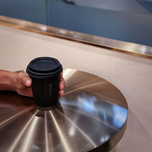 銅鑼灣Blooms Coffee：陳豪的咖啡館