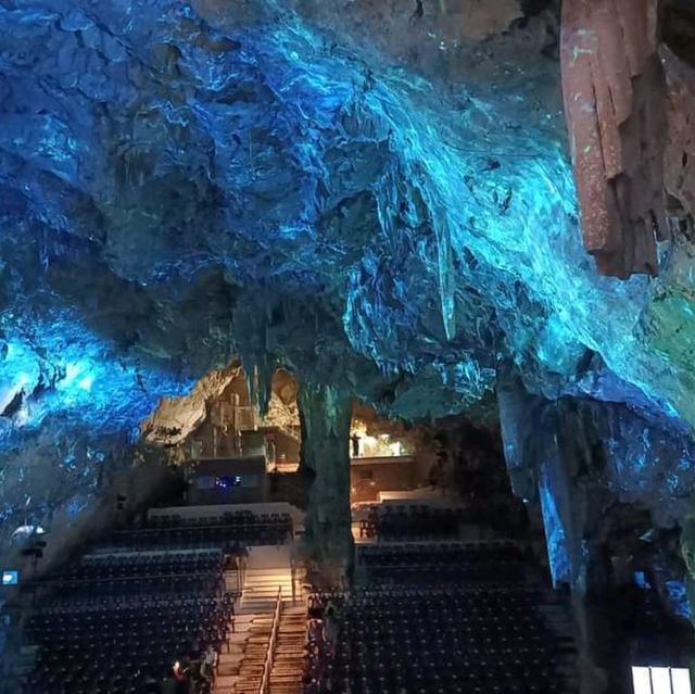 Gibraltar Caves, A Majestic Sight To See