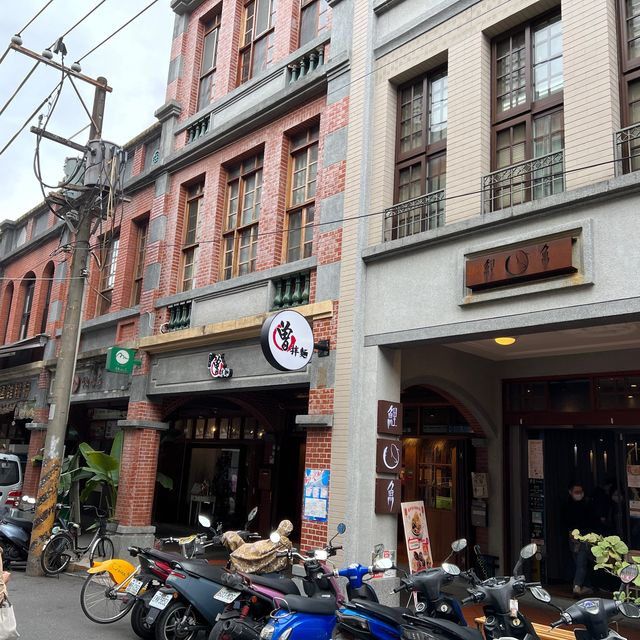 【台湾/台北】観光客も地元民も集まる、台湾随一のオシャレ問屋街「迪化街」
