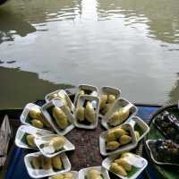 ตลาดน้ำสี่ภาค