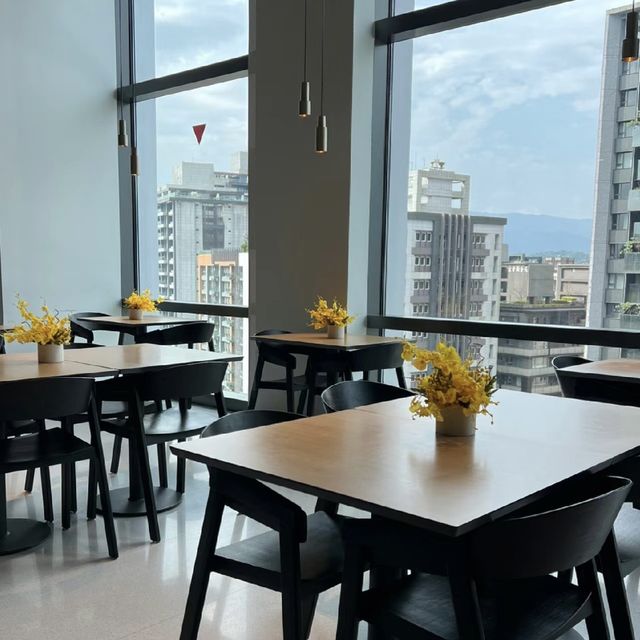 品味與便利共存🏨🌆💼 南港·老爺行旅
